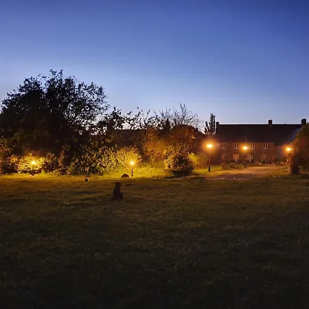 Panzió Lesroses1680