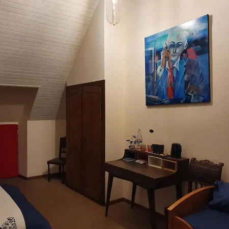 Bed & Breakfast Lesroses1680