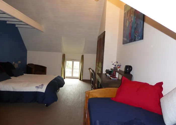 Nocleg ze śniadaniem Lesroses1680 3*